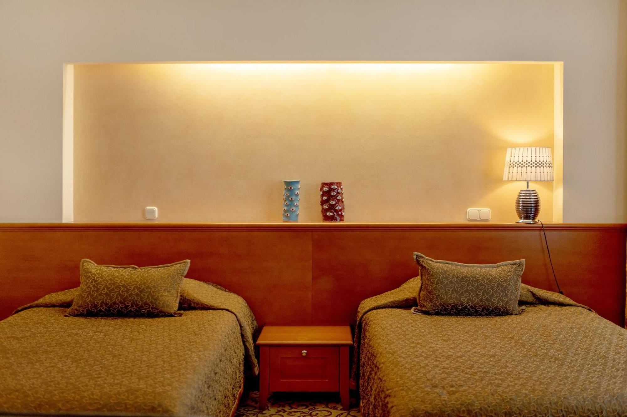 Pazaislis Park Hotel Kaunas Extérieur photo