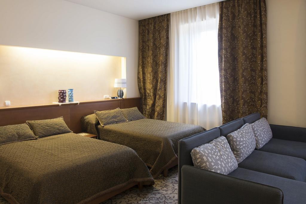 Pazaislis Park Hotel Kaunas Extérieur photo